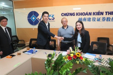 Chứng Khoán Kiến Thiết Việt Nam ký kết hợp đồng hợp tác phát triển khách hàng với Tide Global Trading Technology Limited and Hing Lee securities Limited