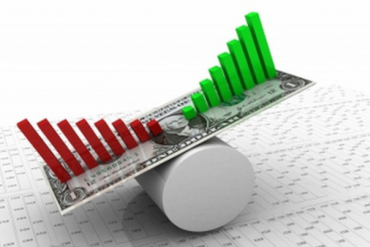 VNM, TDH, VGS, TVS, DTT, NDF, HJS, MST, MCC, QPH: Thông tin giao dịch lượng lớn cổ phiếu