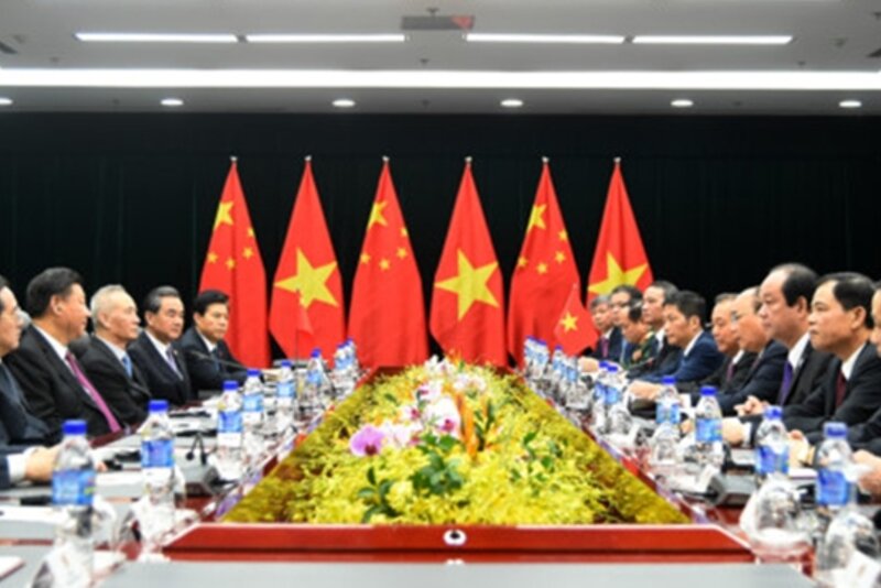 越南政府总理阮春福会见中共中央总书记、中国国家主席习近平