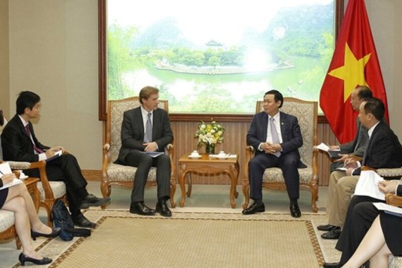 越南政府副总理王廷惠：越南重视世界经济论坛2018年年会