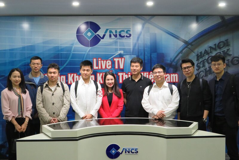 越南建设证券接待杭州投资者来参观和找出越南市场的机会