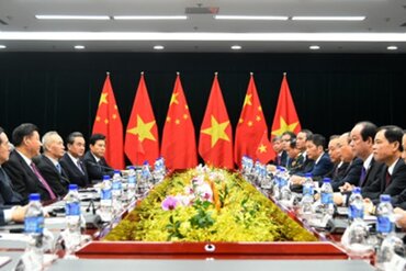 越南政府总理阮春福会见中共中央总书记、中国国家主席习近平