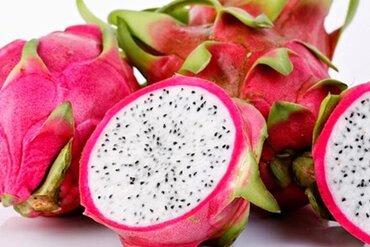 越南首批新鲜火龙果在西澳大利亚州珀斯商业城上架出售