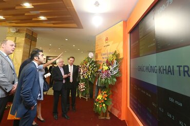 2017年前11个月外国投资者净买入证券较2016年增加5倍