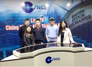 越南建设证券接待中国投资者来参观和找出越南市场的机会