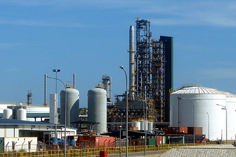 越南为一个投资54亿美元的炼油项目签发许可证