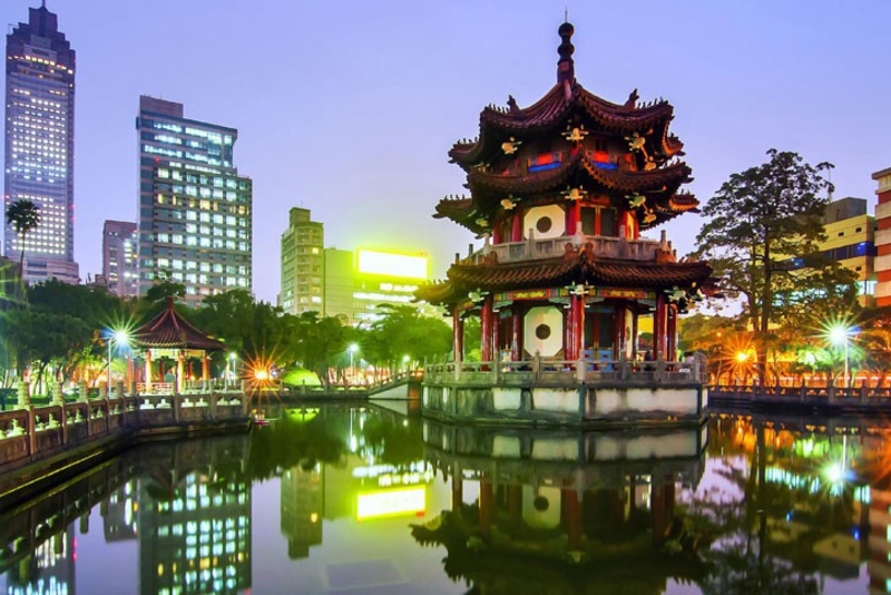 BẢN TIN THỊ TRƯỜNG TUẦN 21/09/2020 - 25/09/2020: CỔ PHIẾU NGÂN HÀNG TỎA SÁNG, VNINDEX VẪN TRỤ VỮNG TRƯỚC ÁP LỰC ĐIỀU CHỈNH CỦA THỊ TRƯỜNG THẾ GIỚI