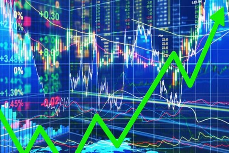 BẢN TIN THỊ TRƯỜNG NGÀY 15/09/2020: THANH KHOẢN TIẾP TỤC ĐƯỢC CẢI THIỆN, VNINDEX TIẾN SÁT MỐC 900 ĐIỂM