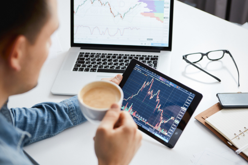 BẢN TIN THỊ TRƯỜNG  NGÀY 11/10/2019: Tăng điểm mạnh trong phiên cuối tuần, VN-Index quay trở lại mốc 990 điểm