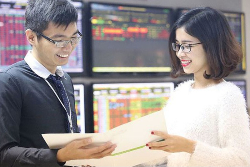 Lịch sự kiện và tin vắn chứng khoán ngày 31/10