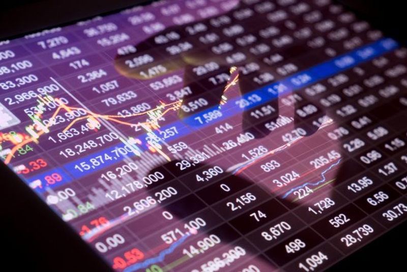 BẢN TIN THỊ TRƯỜNG NGÀY 15/06/2020: VN-Index mất hơn 30 điểm ngay trong phiên đầu tuần, khối ngoại mua thỏa thuận 15.000 tỷ VHM.