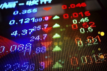 BẢN TIN THỊ TRƯỜNG NGÀY 04/05/2020: Vn-Index mất gần 7 điểm trong phiên giao dịch đầu tiên của tháng 5