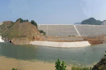 越南HEJ公司即将对其在HEC17公司持有的1万股份进行拍卖