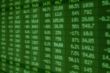 BẢN TIN THỊ TRƯỜNG NGÀY 09/07/2020: VN-Index bứt phá gần 12 điểm, SAB vượt mốc 200.000 đồng/CP.