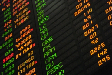 BẢN TIN THỊ TRƯỜNG NGÀY 05/05/2020: Giằng co trong biên độ hẹp, Vn-Index tăng điểm nhẹ với thanh khoản “mất hút”