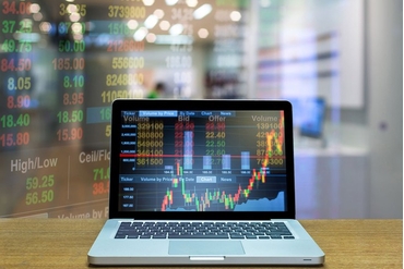 BẢN TIN THỊ TRƯỜNG  NGÀY 23/09/2019: Áp lực bán tăng mạnh về cuối phiên, VN-Index giảm gần 5 điểm