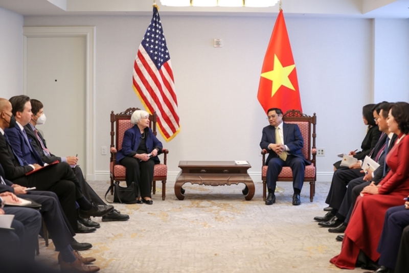 越南政府总理希望美国分享证券市场的发展经验