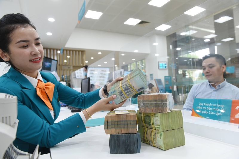 闲置现金继续流入银行系统