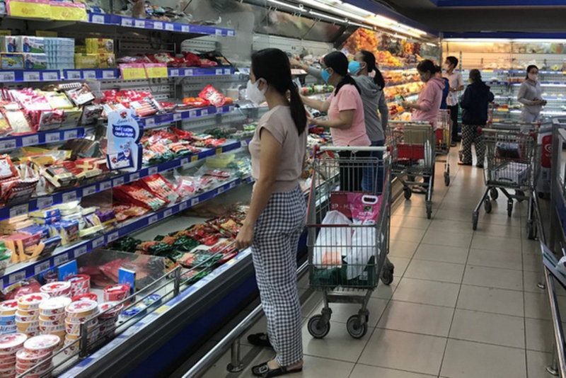 胡志明市增加过年商品供应