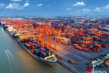 2021年上半年，商品进出口增长32.5%