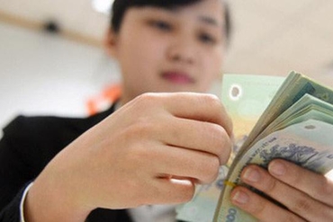 仅在6个月内，许多银行几乎已完成全年利润目标