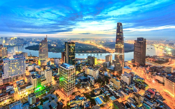 Kinh tế Việt Nam cẩn trọng với rủi ro bên ngoài